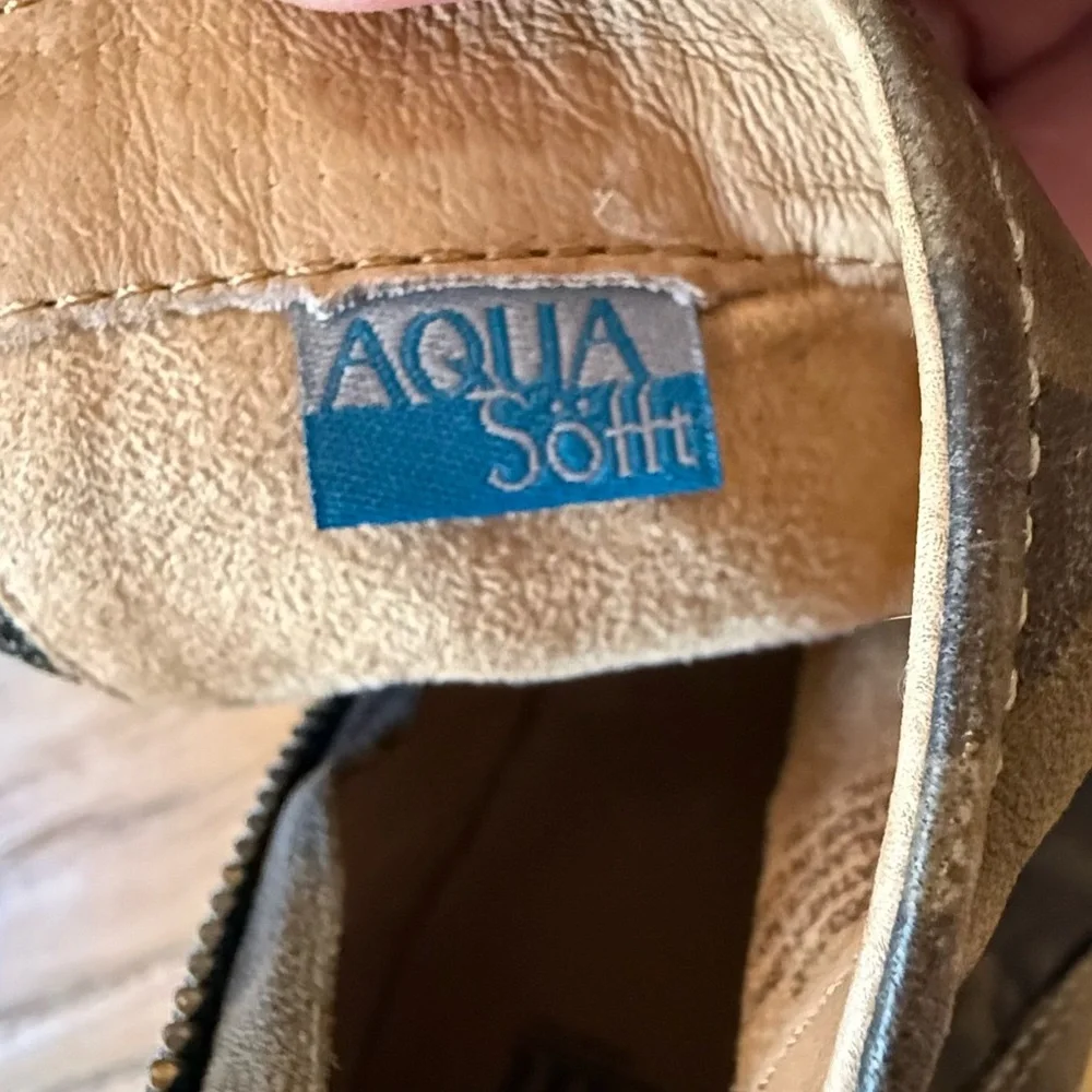 Sofft Siri Camo Leather Waterproof Wedge Sneaker Booties Size 8.5 - Picture 6 of 8